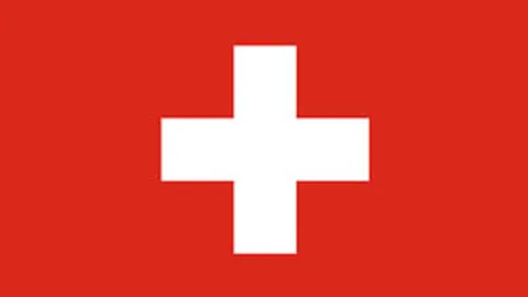 “2025校园足球盛典：16校杰出校友再战绿野，中学校友体育联盟第二届赛事隆重开启”